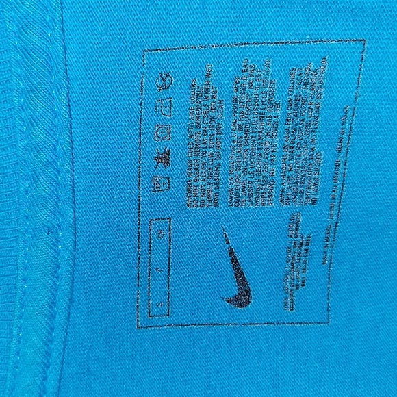 Nike Men's Blue White Go Hard or Go Home Lightweight Short Sleeve, Size Small - Picture 5 of 5